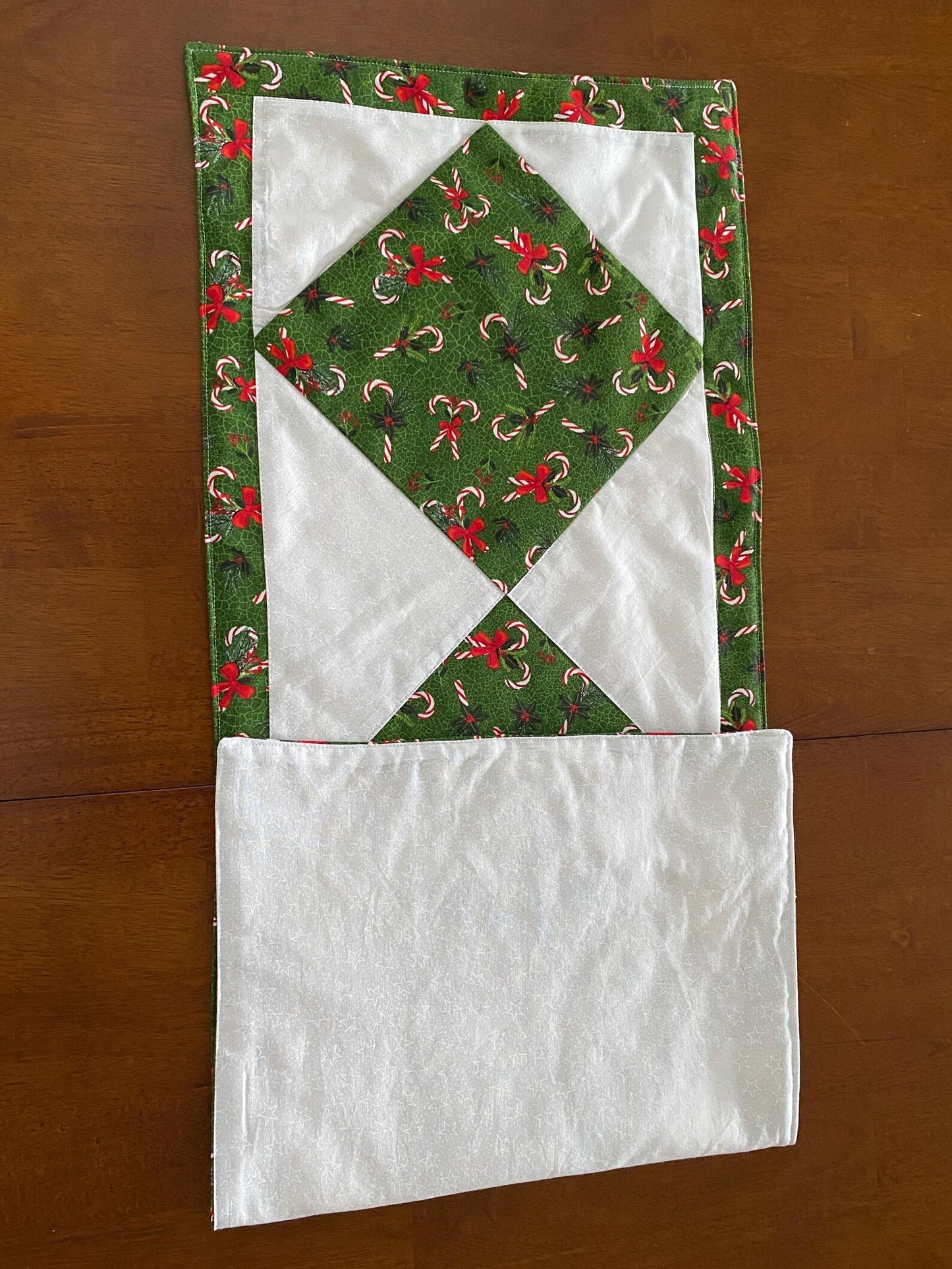 Handmade XMAS Holiday Table Runner Candy Canes and Bows