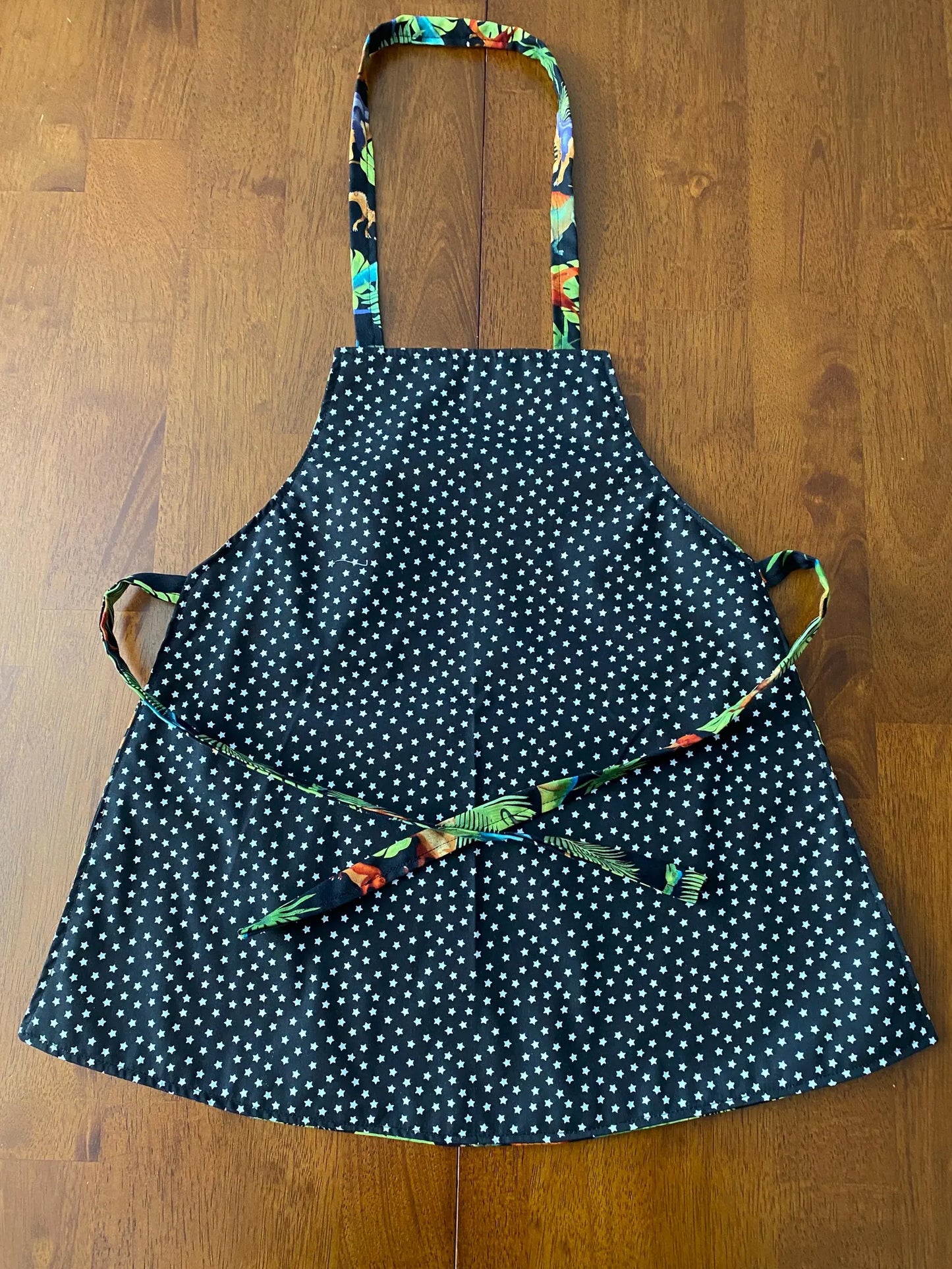 Reversible Child Apron with Pockets Featuring Dinosaurs