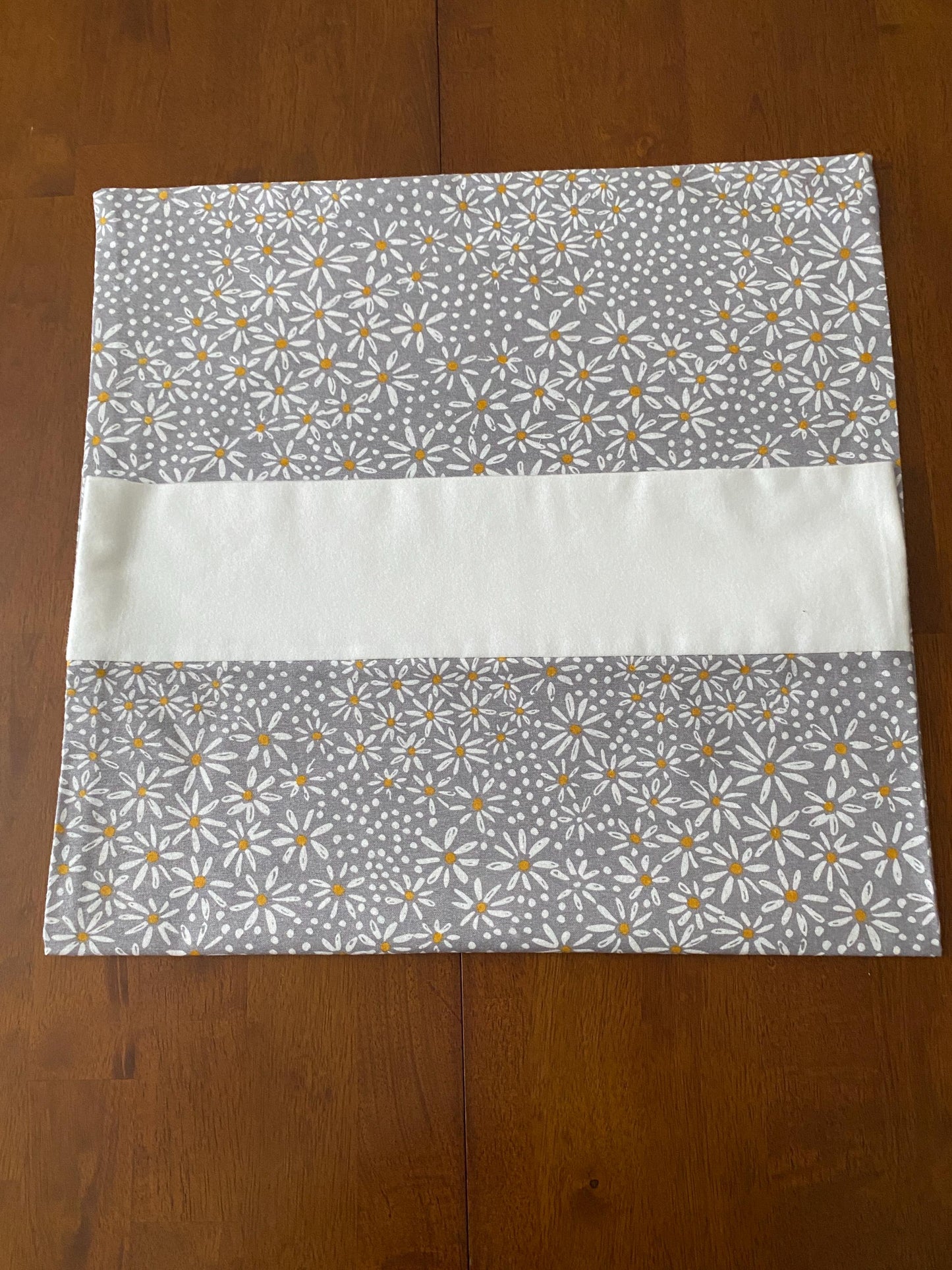 Handmade Standard/Queen Size Flannel Pillowcase Tiny Daisies