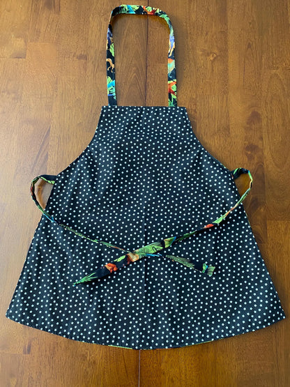 Reversible Child Apron with Pockets Featuring Dinosaurs