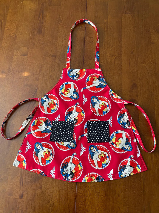 Reversible Child Apron with Pockets Featuring Wonder Women