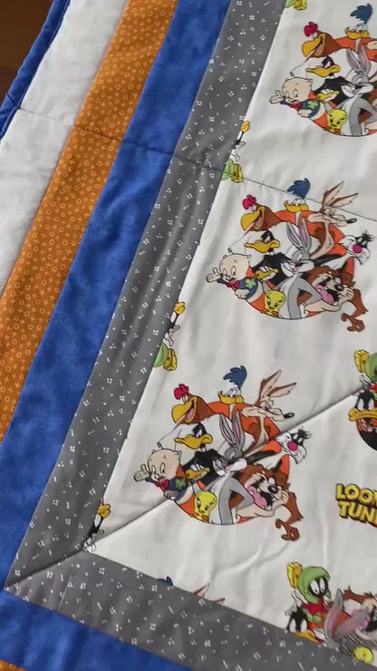 Toddler Looney Tunes Quilt